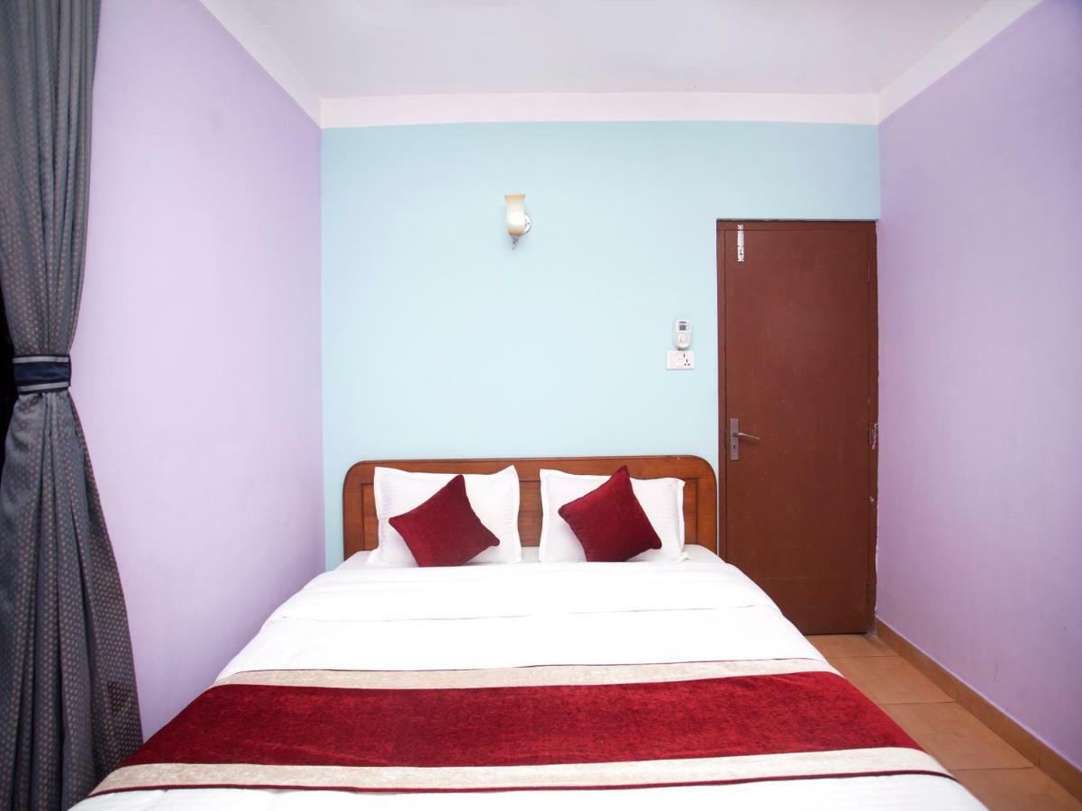 Allied Hotel Balaju Luaran gambar